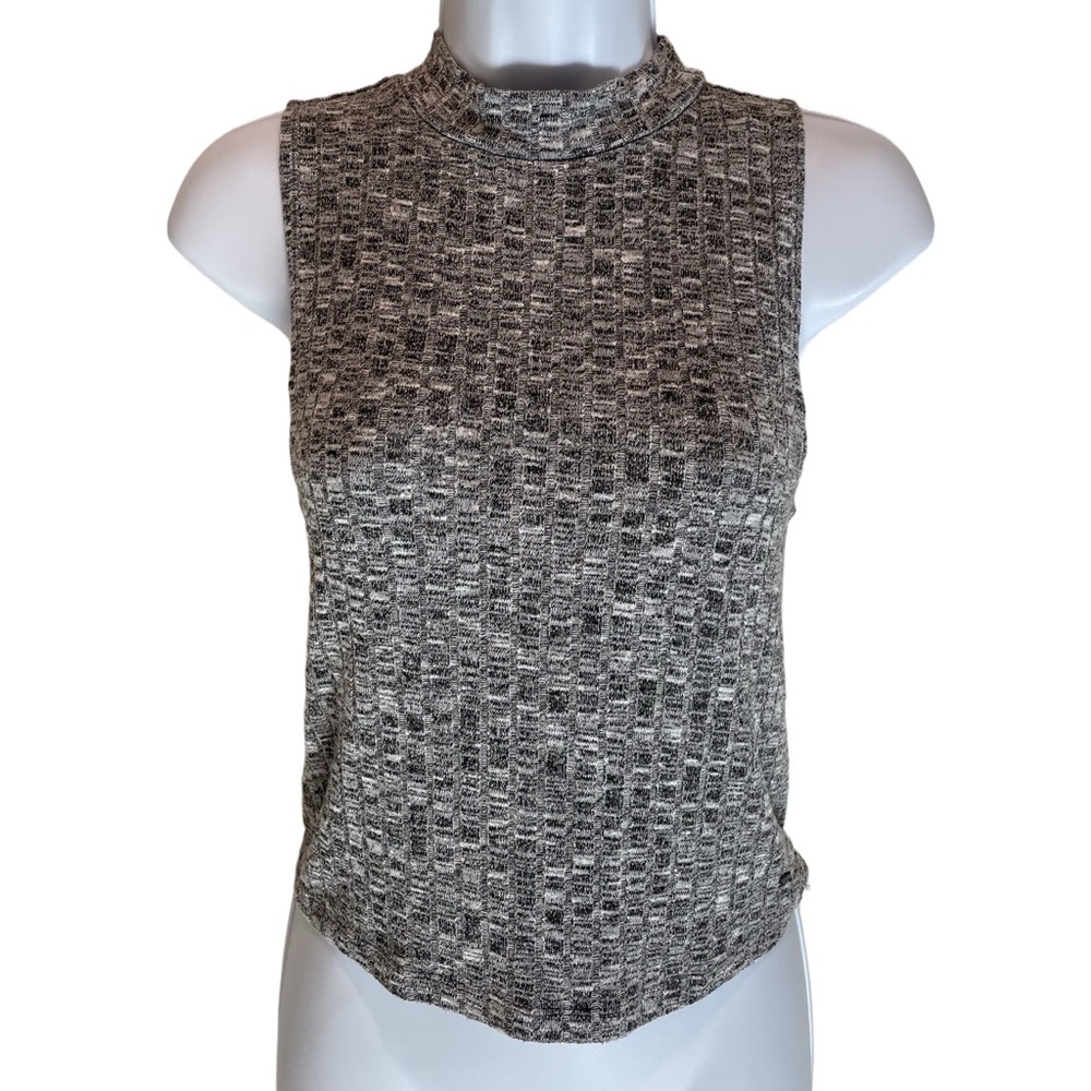 American Eagle Outfitters sleeveless sweater. Size S.